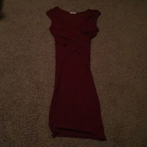 Burgundy knee length dress M